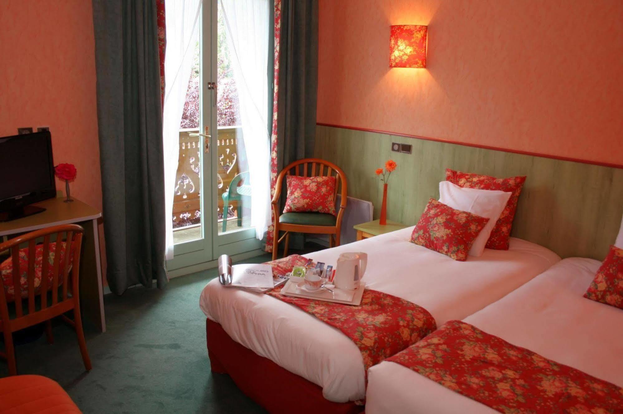 Brit Hotel Florimont Saint-Ferréol 객실 사진